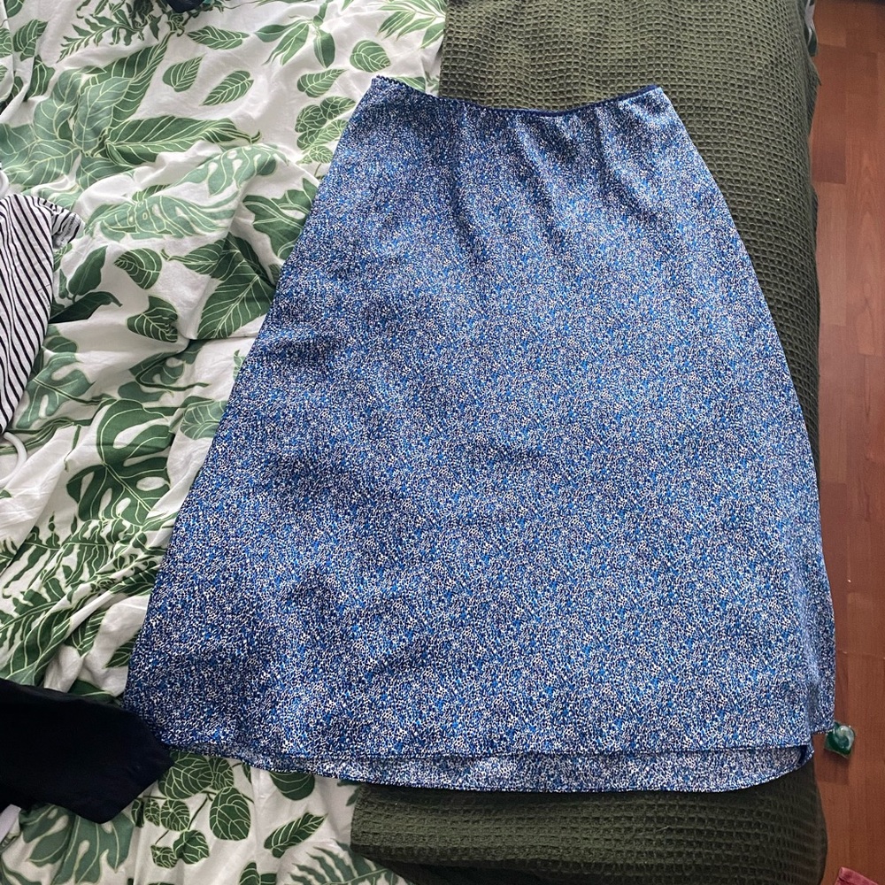 Chelsea & Violet blue micro-cheetah print midi slip skirt